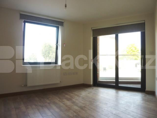 			NEW INSTRUCTION!, 2 Bedroom, 1 bath, 1 reception Flat			 York Way , KINGS CROSS / ISLINGTON